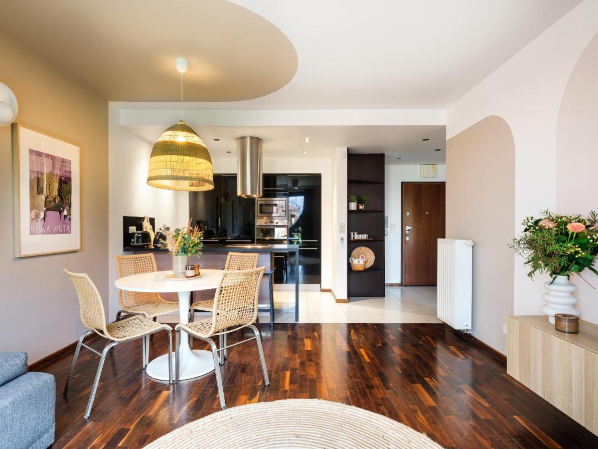 W Scislym Centrum Krakowa Z Parkingiem! Apartment Krakow